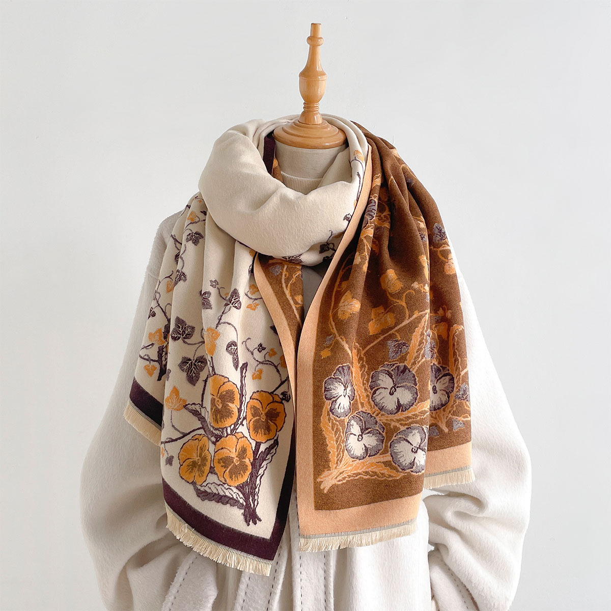 Pashmina Wrap Large - وشاح نسائي من الكشمير الصناعي مع