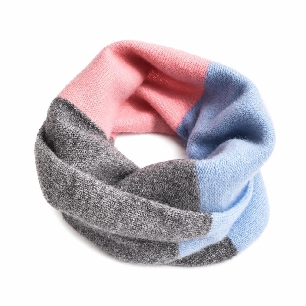 Infinity Scarf Knit - وشاح إنفينيتي ناعم متعدد الألوان، مُحيك