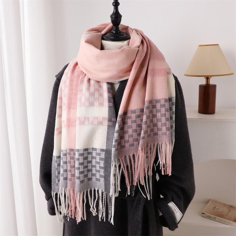 وشاح نسائي فاخر من الكشمير بنق - مراجعة Woven Scarf Blanket وسعره